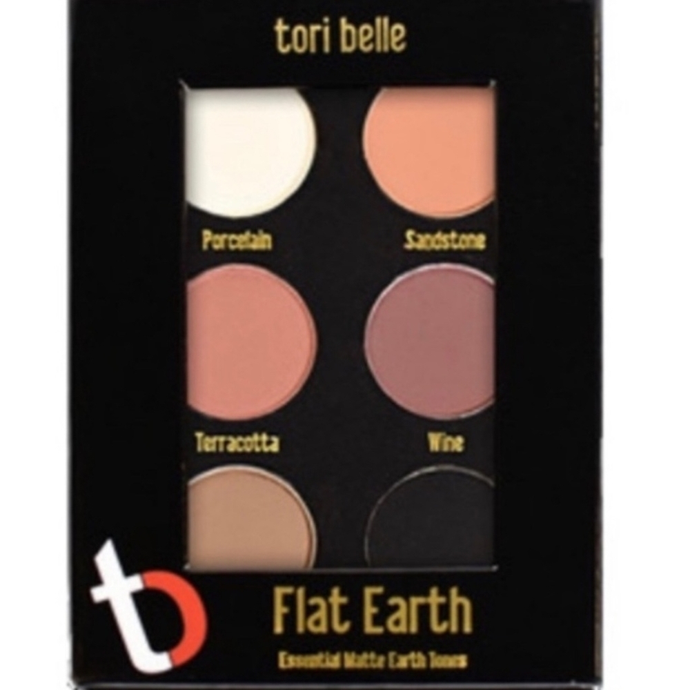 TORIBELLE | FLAT EARTH